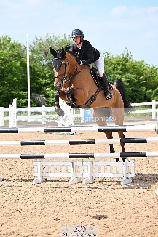 240605A-142443-00727 - Cls 4 Newcomers and 1.10m Open