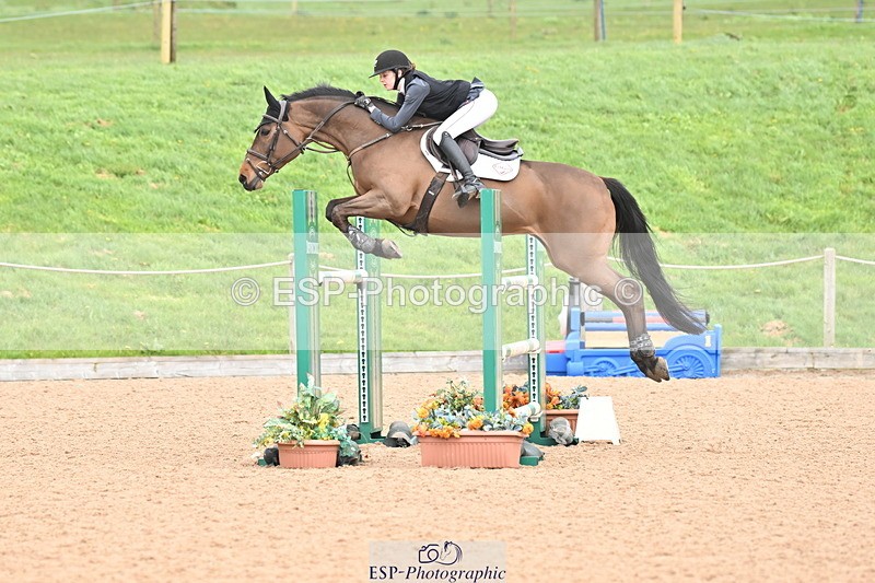 240405A-142015-01935 - Cls 5 National 1.30m Open