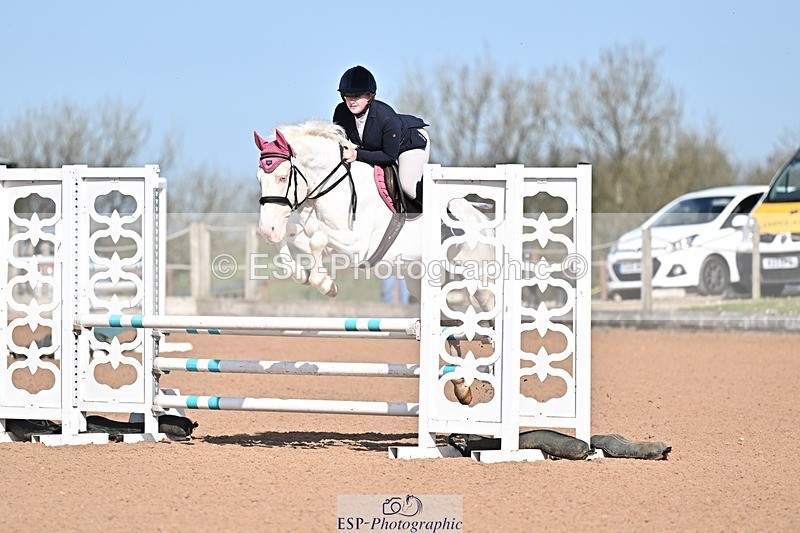 260408-103034-00172 - Cls 2 British Novice and 90cm