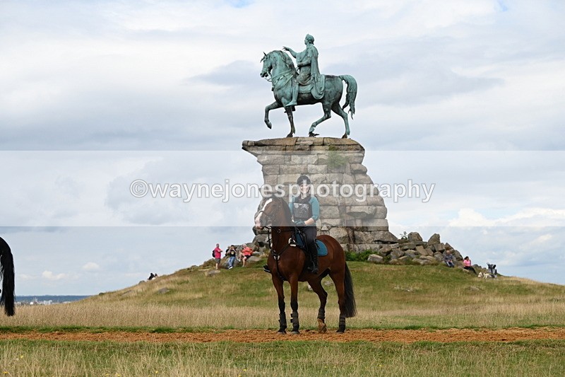 DSC_7682 - Time at Statue 13:16 to 13:52