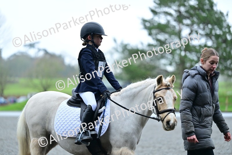 20260125-0841 - Class 9a - Walk Trot Assisted