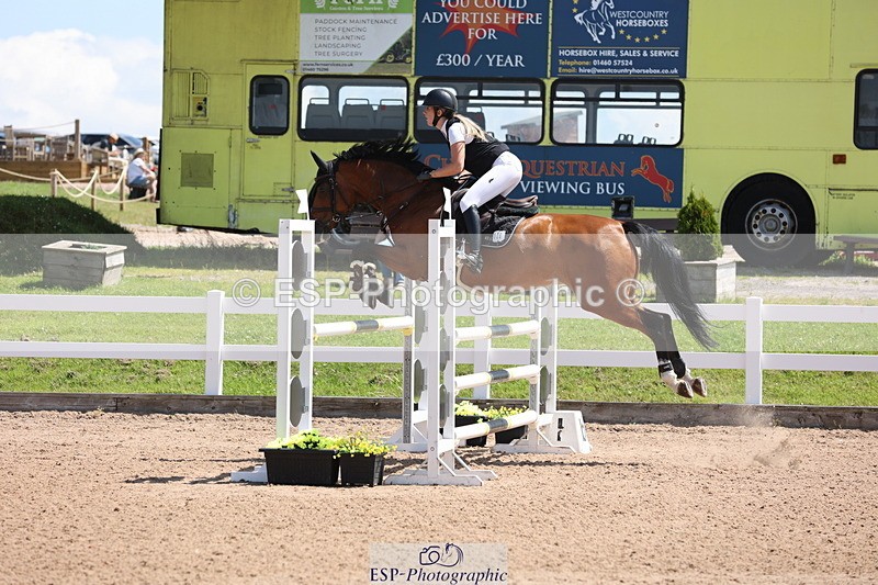 240718A-123741-05130 - Cls 9, 1 Star Bronze Tour 1.10m