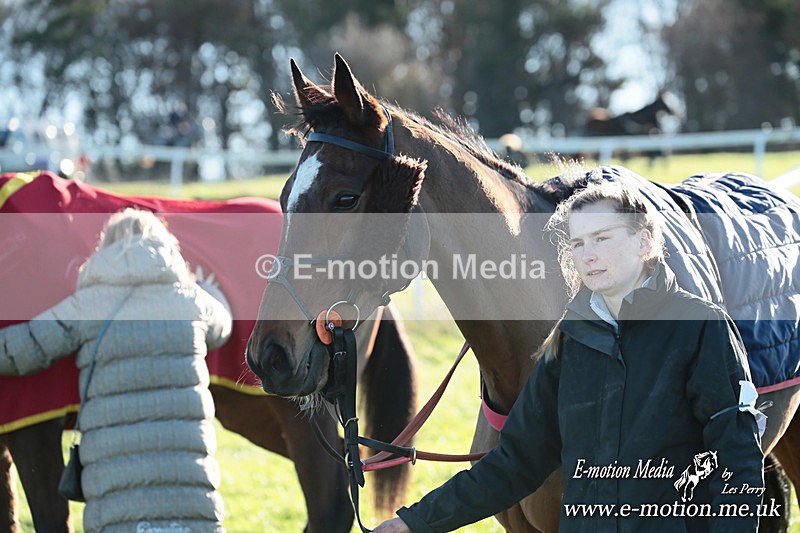 PtP 301125  0010 - Hursley Hambledon Point-to-Point Larkhill Racecourse 30/12/2025
