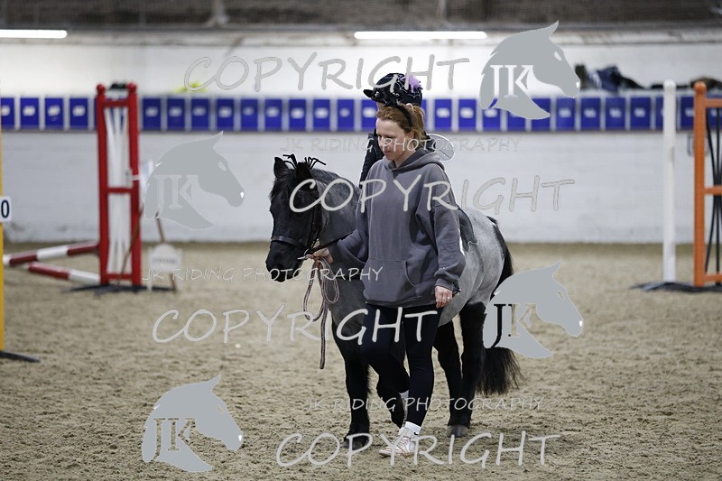 _T0A0585 - Class 1 Cross poles