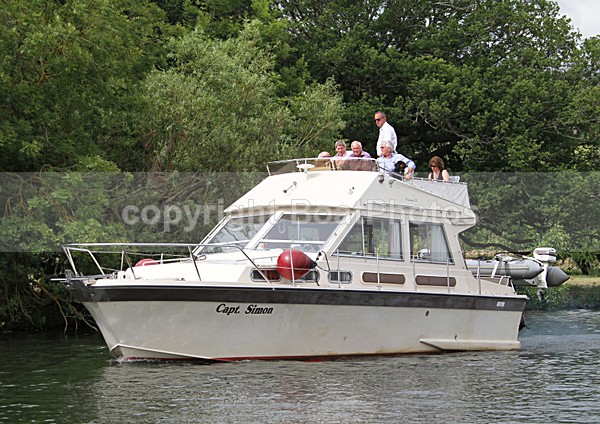 100702 CAPT SIMON  IMG_0170 - HENLEY REGATTA - FRIDAY 2nd JULY 2010