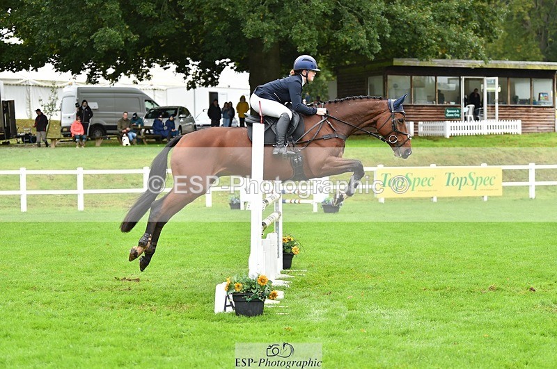 231021-112626-16098 - 040-DODINGTON-Sophie.Wildern-SJ