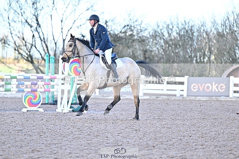 251203-131631-00660 - Cls 4 Newcomers and 1.10m Open