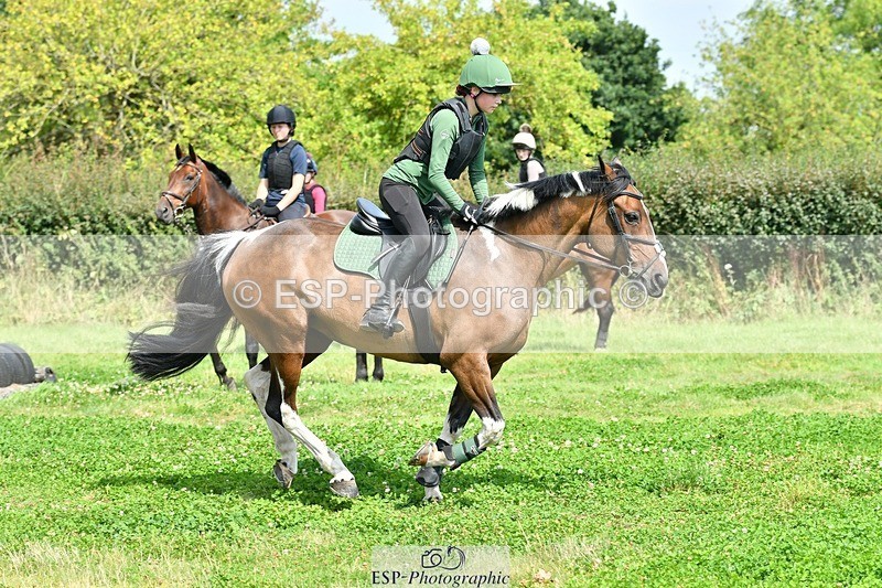 230817-140447-01145 - Theo's 1st Group - XC