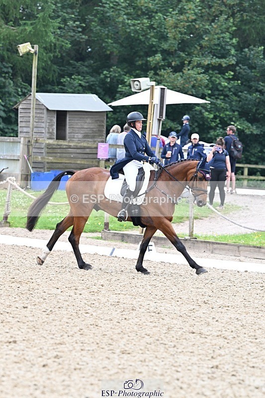 260528A-111515-03578 - G-710-Alexandra.Knowles