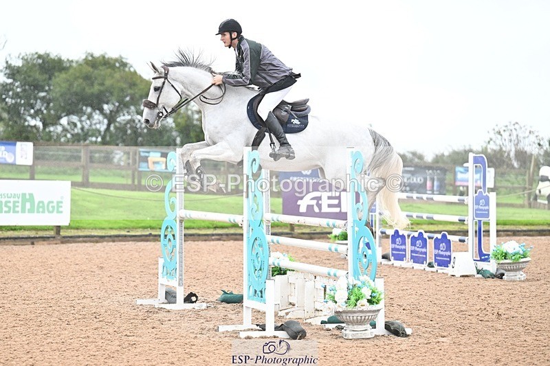 251003-130952-01038 - Cls 3 Foxhunter and 1.20m