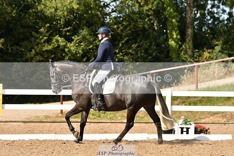 250817-160542-11464 - 206-Mel.NorthwoodBarnridge.Flying.Solo