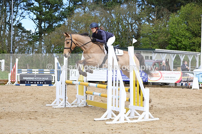 3E7A0883 - Class 4: Senior British Novice/90cm open