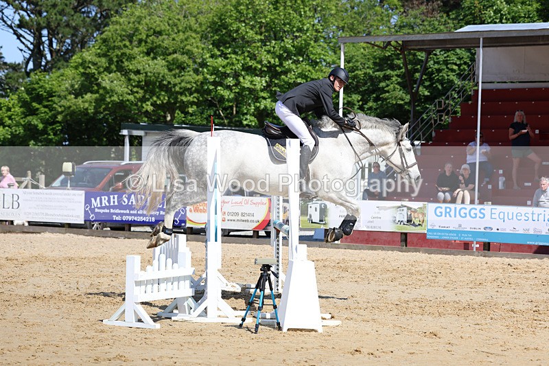 3E7A5609 - Class 4: Senior BN/90cm open