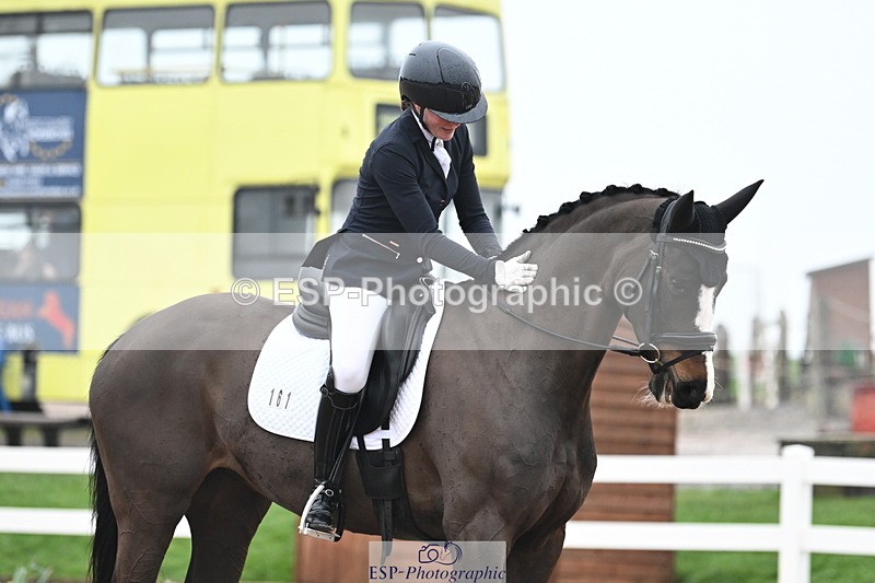 240217A-114516-02420 - 161-Katie.Warner-Active.Nuvalari