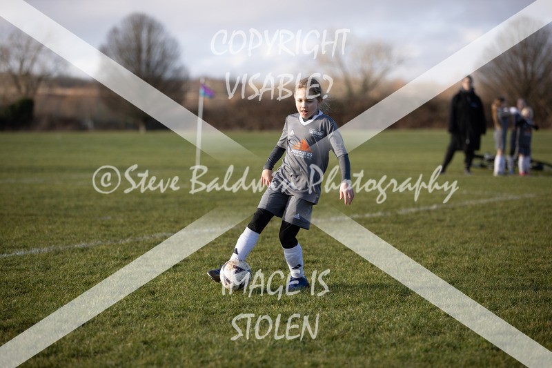 1DX31183 - 2026-01-17 FC Abbey Meads U9 Purple Girls V Develop FC U9 Girls