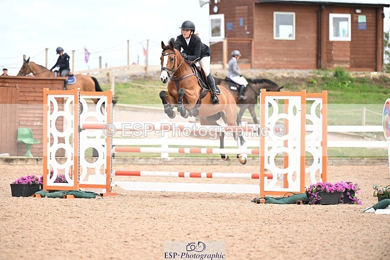250723-155844-01281 - Cls 6 Foxhunter and 1.20m