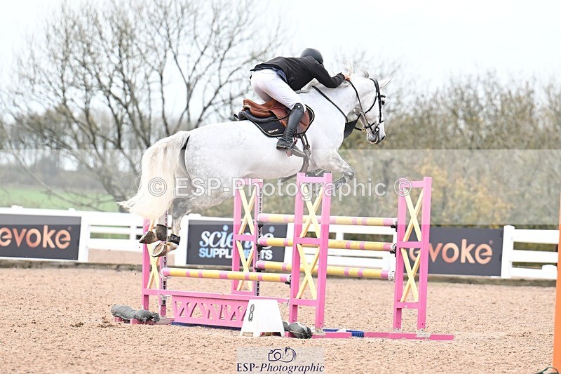 251105-143118-00898 - Cls 06 Fox & 1.20m