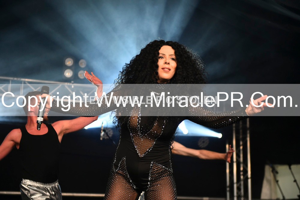 SH4_6278 - The Cher Experience