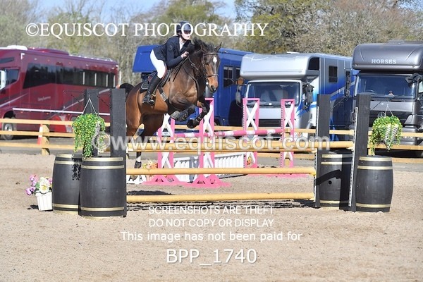 BPP_1740 - CLASS 18 SUN Senior Newcomers/ 1.10m Open