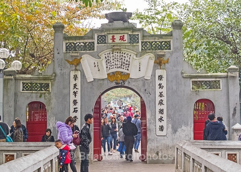 IMG_5027 Entrance to Huc Bridge, Hanoi, Vietnam - Vietnam