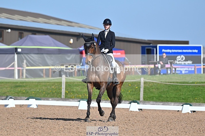 250405-093642-09817 - 122-Marie-Ayesha.Barilits-Gupta-Waverley.Furst.Dance