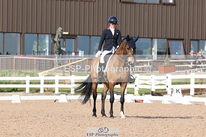 250404-163619-07555 - 115-Isla.Sully-Vagabond.De.Massa