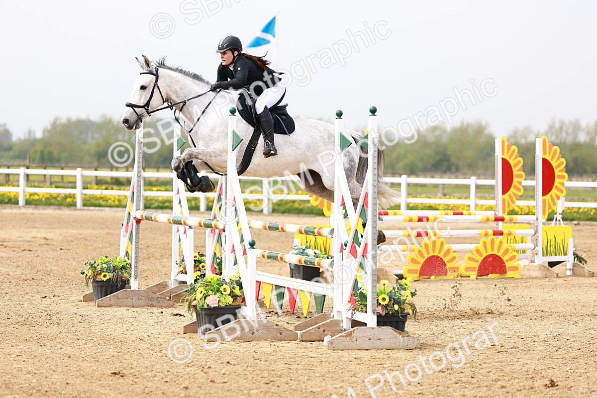  - Class 17 - Senior 1.05m