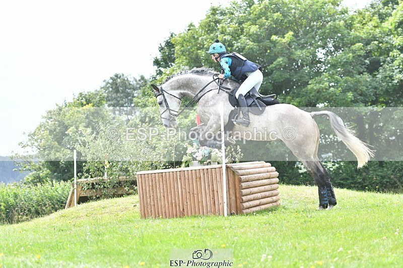 240803-134221-06963 - 205-Jessica_Thomas-QUALITY_STEP_ON