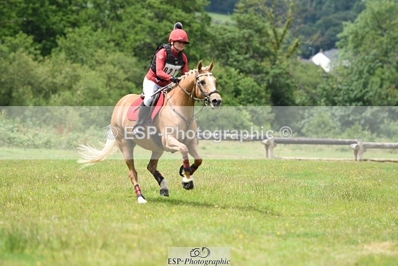 230625-122208-03808 - XC 90cm 12.00 to 13.00