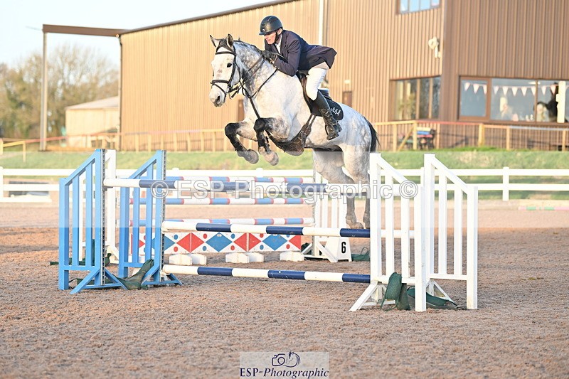 231210A-152403-02906 - Cls 22 National 1.30m & 1.40m