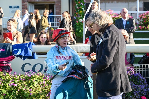 141023-Race 6-Punctuation-9313 - Race 6 4.10pm Coral Get Closer To The Action Handicap