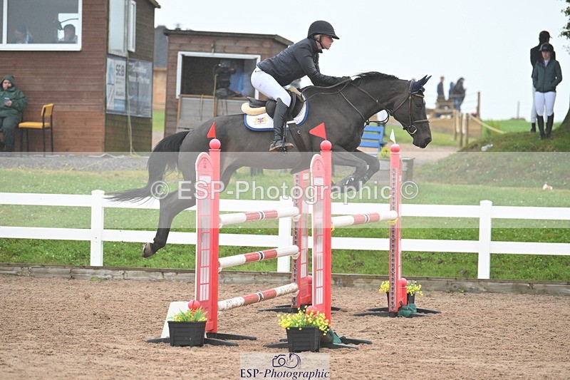 240720A-112815-14477 - Cls 11, 1 Star Bronze Tour 1.15m