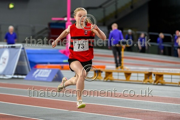 Age26SUN-927410 - Track Female