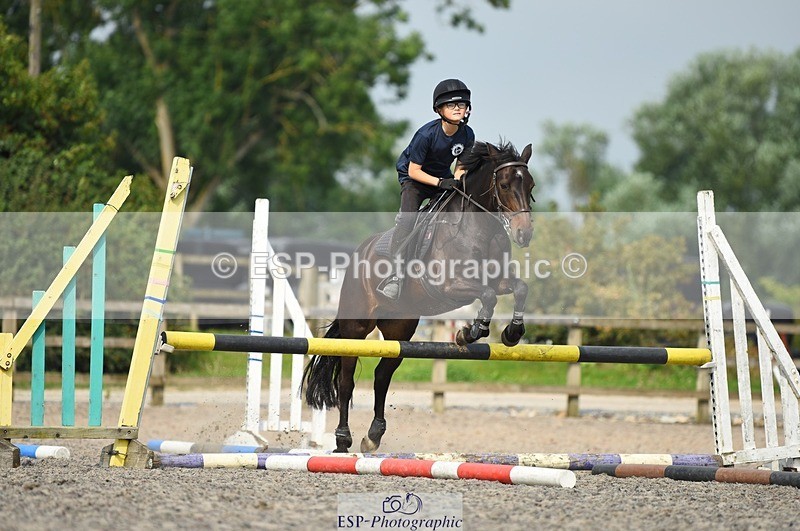 230817-105148-01786 - Kay's 2nd Group - Arena