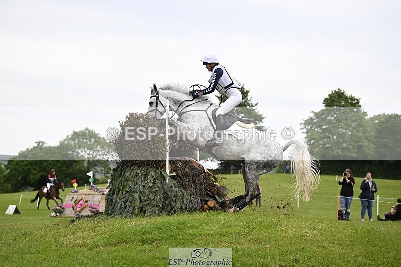 240525-164840-18425 - 267-VAN_KAUNITZ-Jemima_Howden