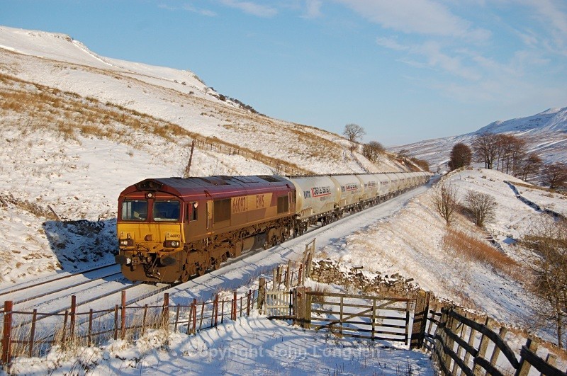 18.12.09 66092 6M00 Mossend - Clitheroe, Angerholme - Angerholme