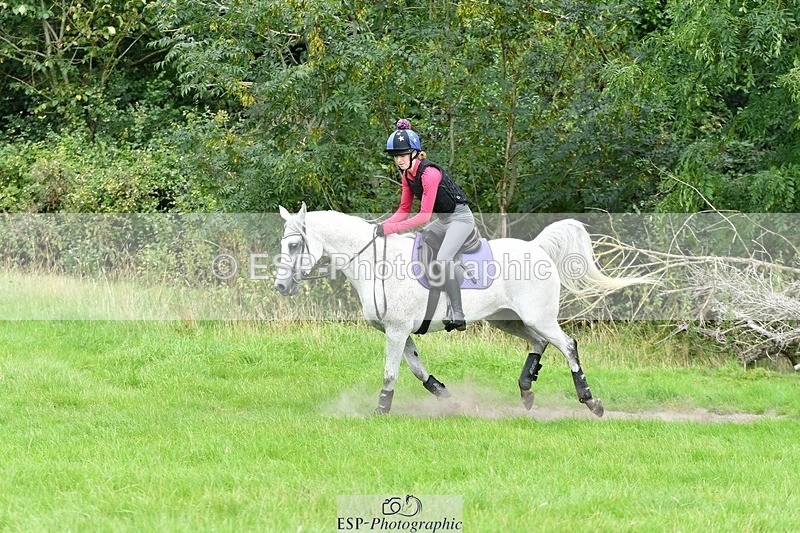 230817-133305-01000 - Theo's 1st Group - XC