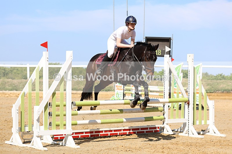 3E7A5479 - Class 4: Senior BN/90cm open