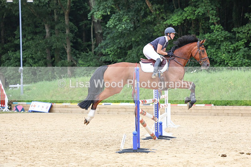 3E7A6373 - Class 8: Senior Newcomers/1.10m open