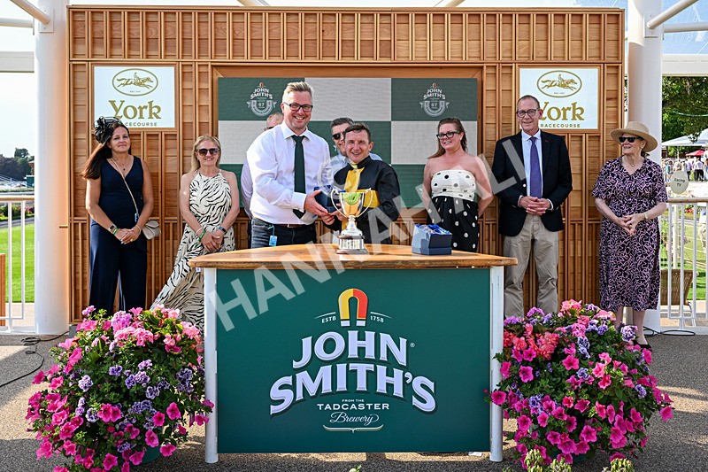 110726-Race 6-Mount Atlas-2805 - Race 6 16.55pm John Smith's Silver Cup Stakes