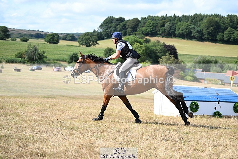 250803A-162407-16971 - Q-755-Alicia.Balfour-BEECHFORT.GEM