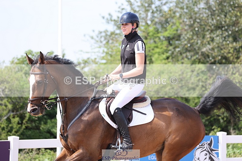 240510A-141357-07520 - Cls 17 1.05m National Am Quali