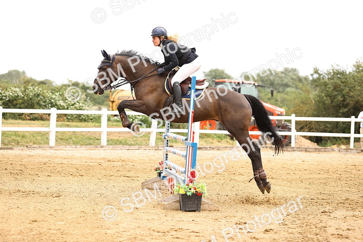 SBM_003253 - Class 21 - Senior Newcomers - 1.10m