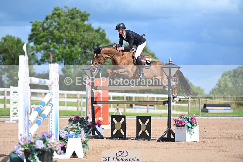 230721A-162816-07697 - Cls 10, 2 Star Big 1.45m Break to End