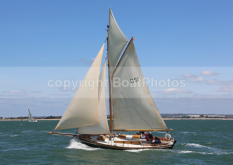 130601 OSI WT7A0284 - ROUND THE ISLAND RACE - 1st June 2013