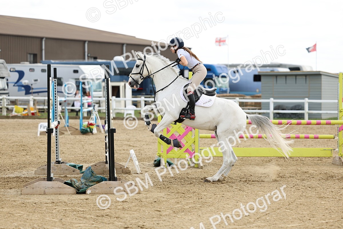 SBM_005336 - Class 18 - Senior 1.05m Open