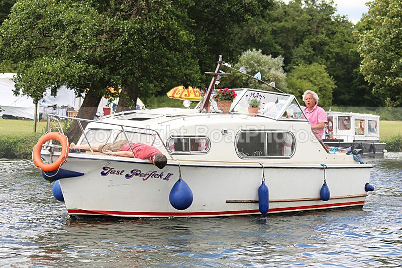 140706 JUST PERFICK WT7A9832 - HENLEY ROYAL REGATTA - SUNDAY 6th July 2014