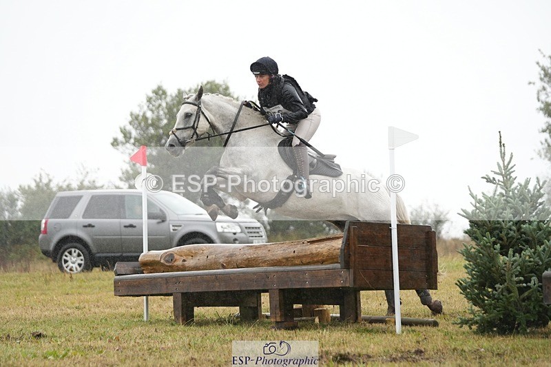 250830-144143-04177 - F-256-Emma.Turner