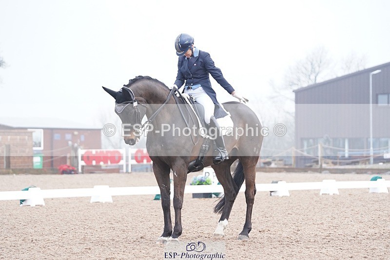 250404-081648-03733 - 018-Louise.Davison-Quamperfect