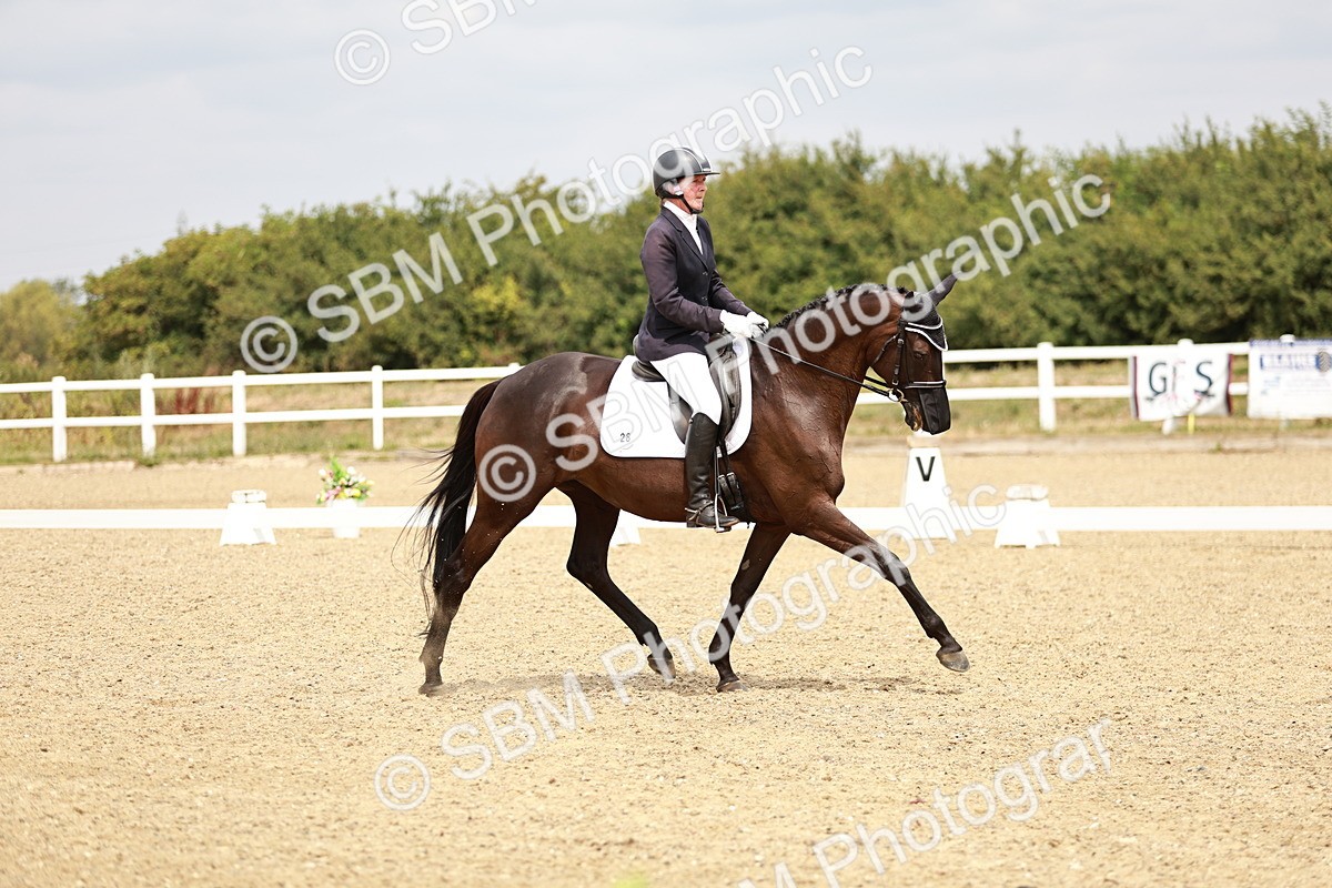 SBM_003070 - Class 6 - Novice 6 Silver - 11.34-12.20